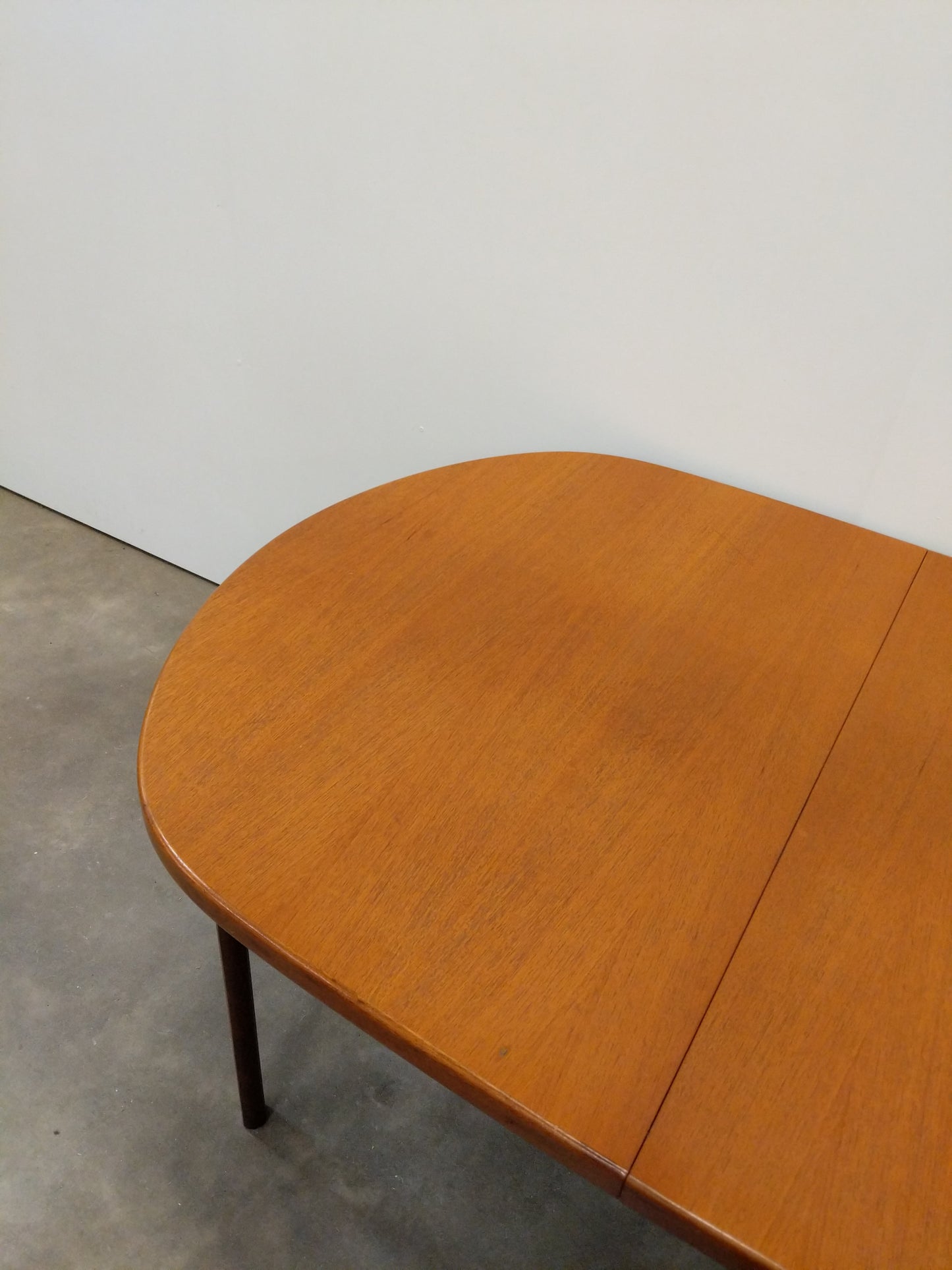Vintage Mid Century Modern Teak Extendable Dining Table by Elliots of Newbury