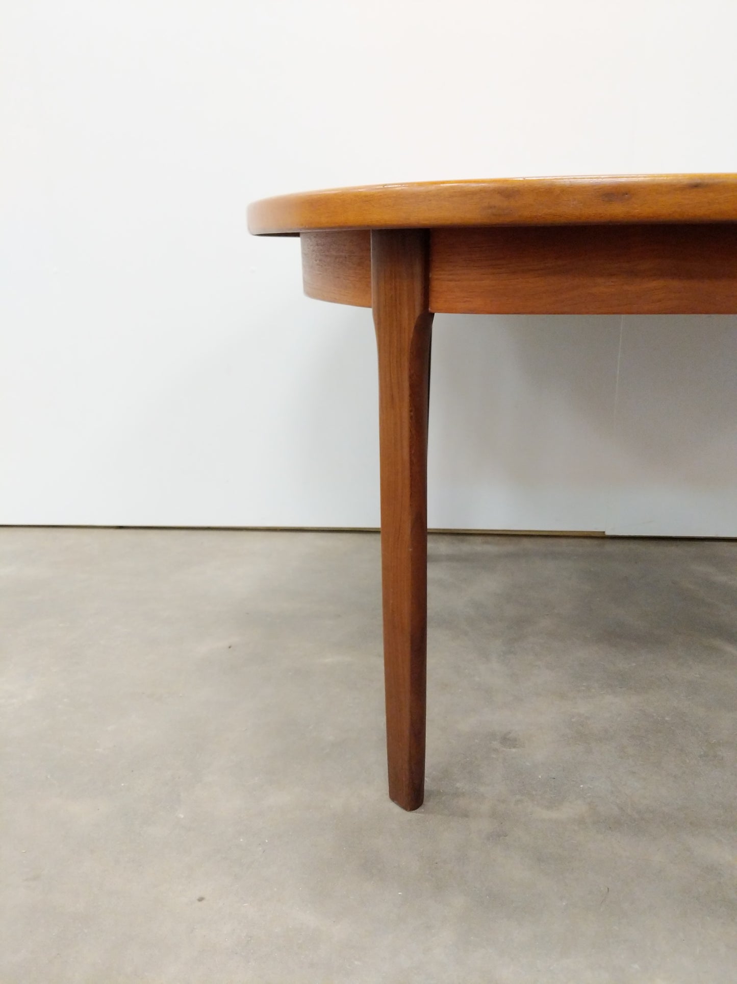 Vintage Mid Century Modern Teak Extendable Dining Table by Elliots of Newbury