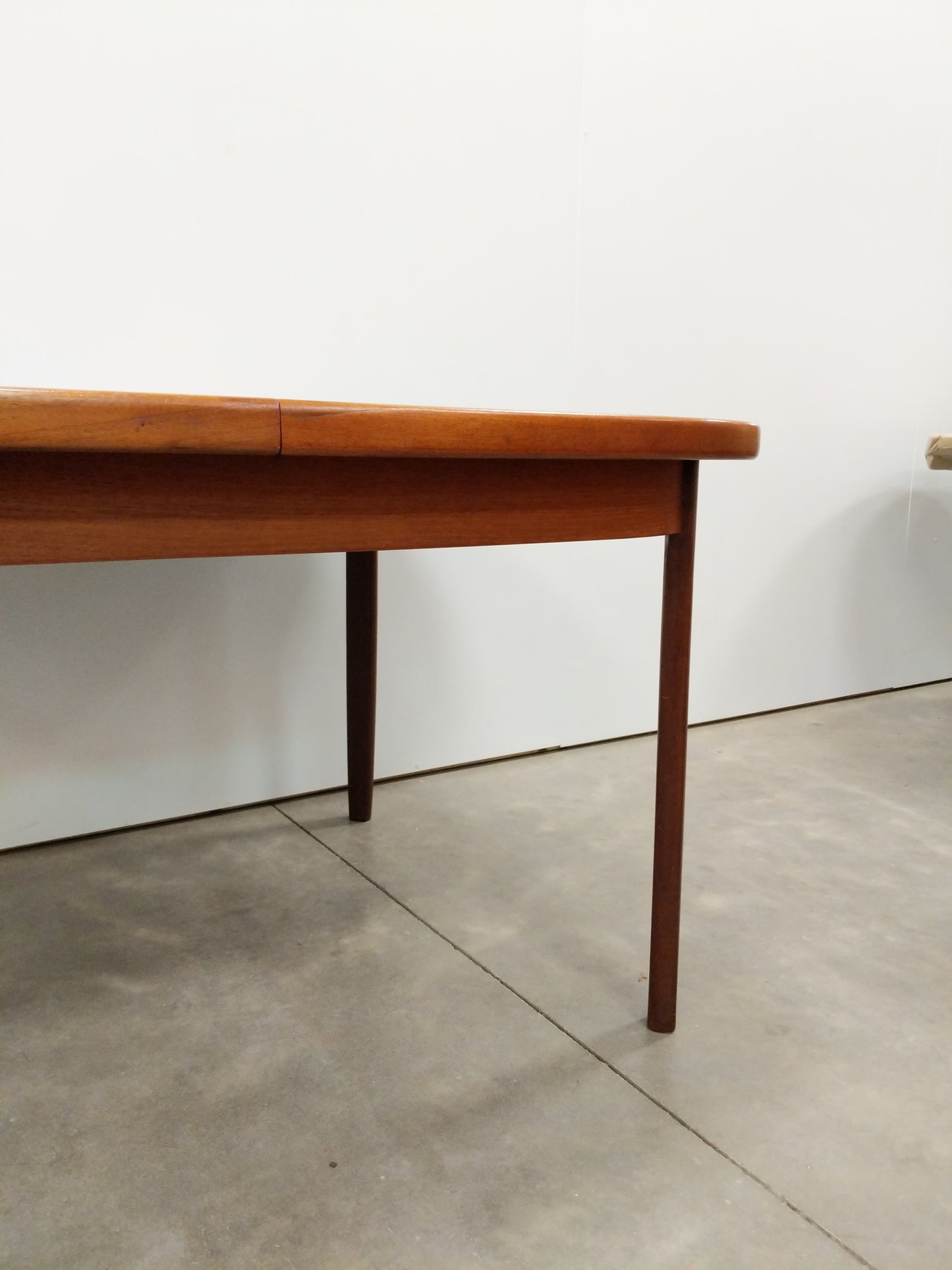 Vintage Mid Century Modern Teak Extendable Dining Table by Elliots of Newbury
