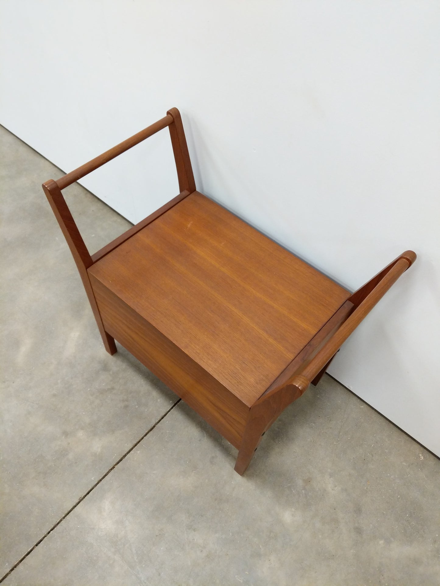 Vintage Mid Century Modern Teak Side Table / Seat