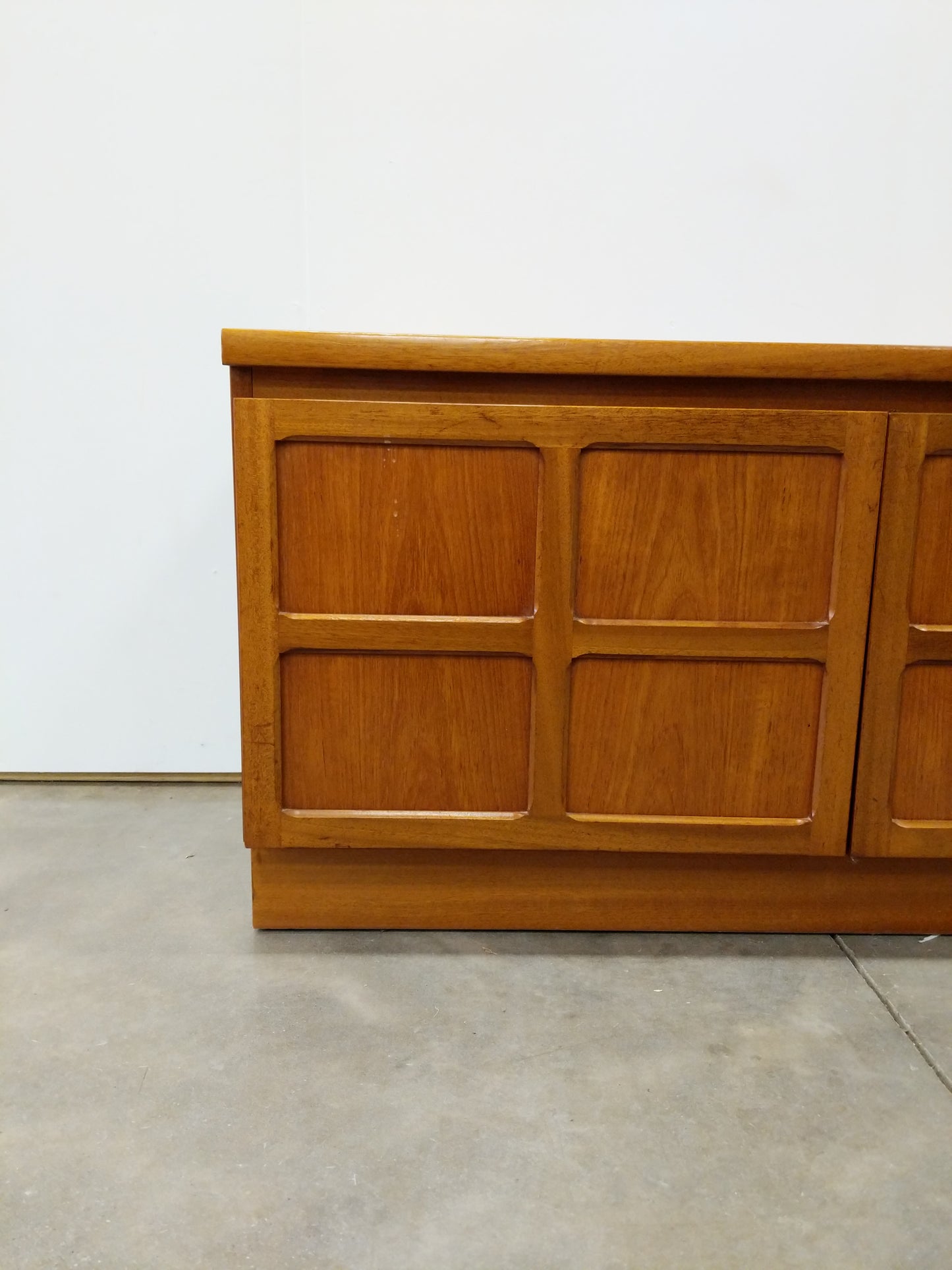 Vintage Mid Century Modern Teak Cabinet / Console by Nathan