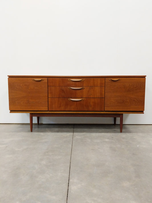 Vintage Mid Century Modern Teak Credenza by Austinsuite