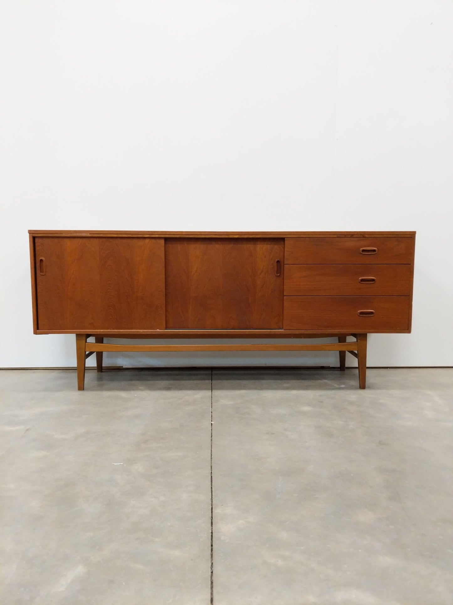 Vintage Mid Century Modern Teak Credenza by Austinsuite