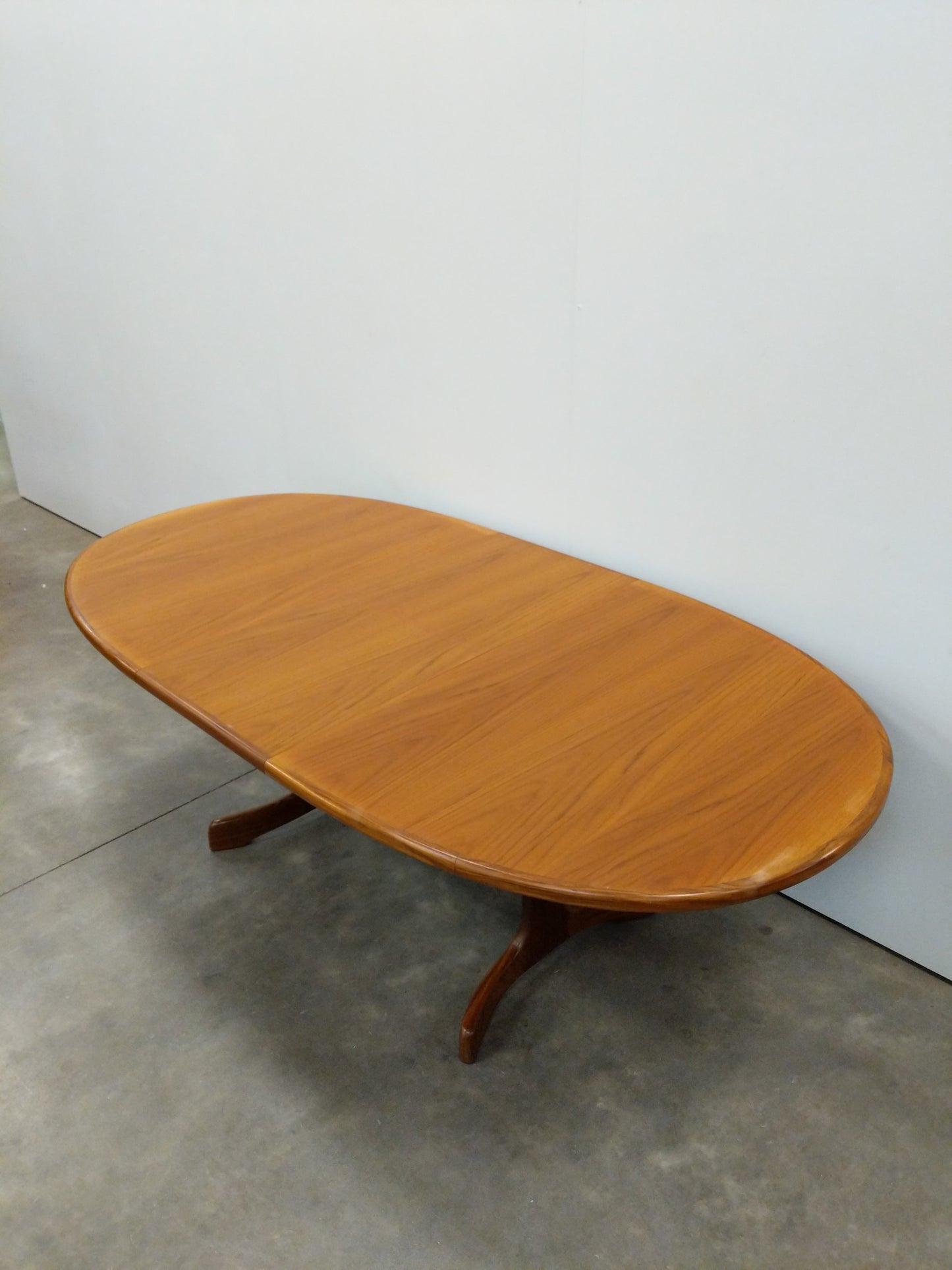 Vintage Mid Century Modern Teak Extendable Dining Table by G Plan