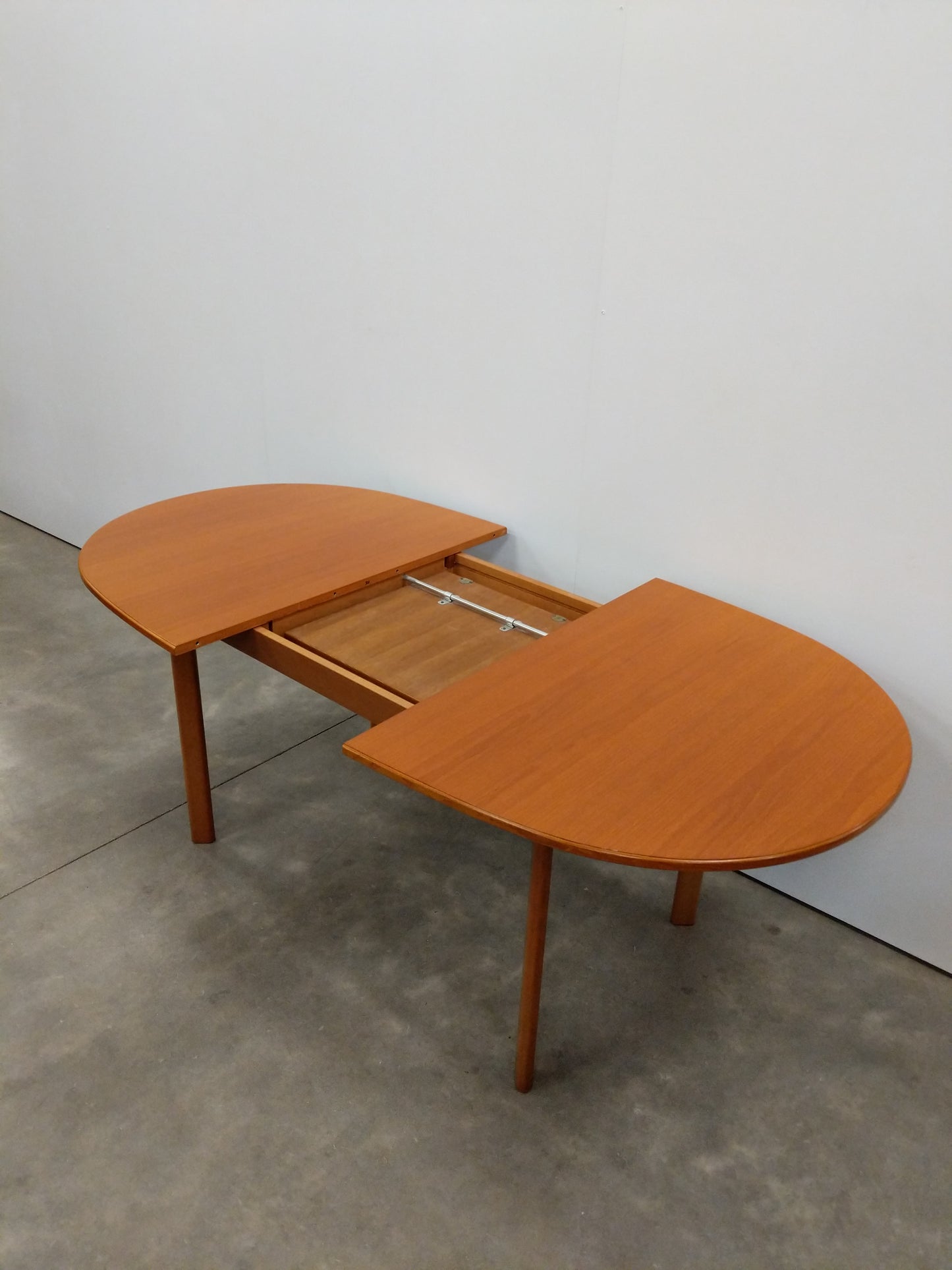 Vintage Mid Century Modern Teak Extendable Dining Table