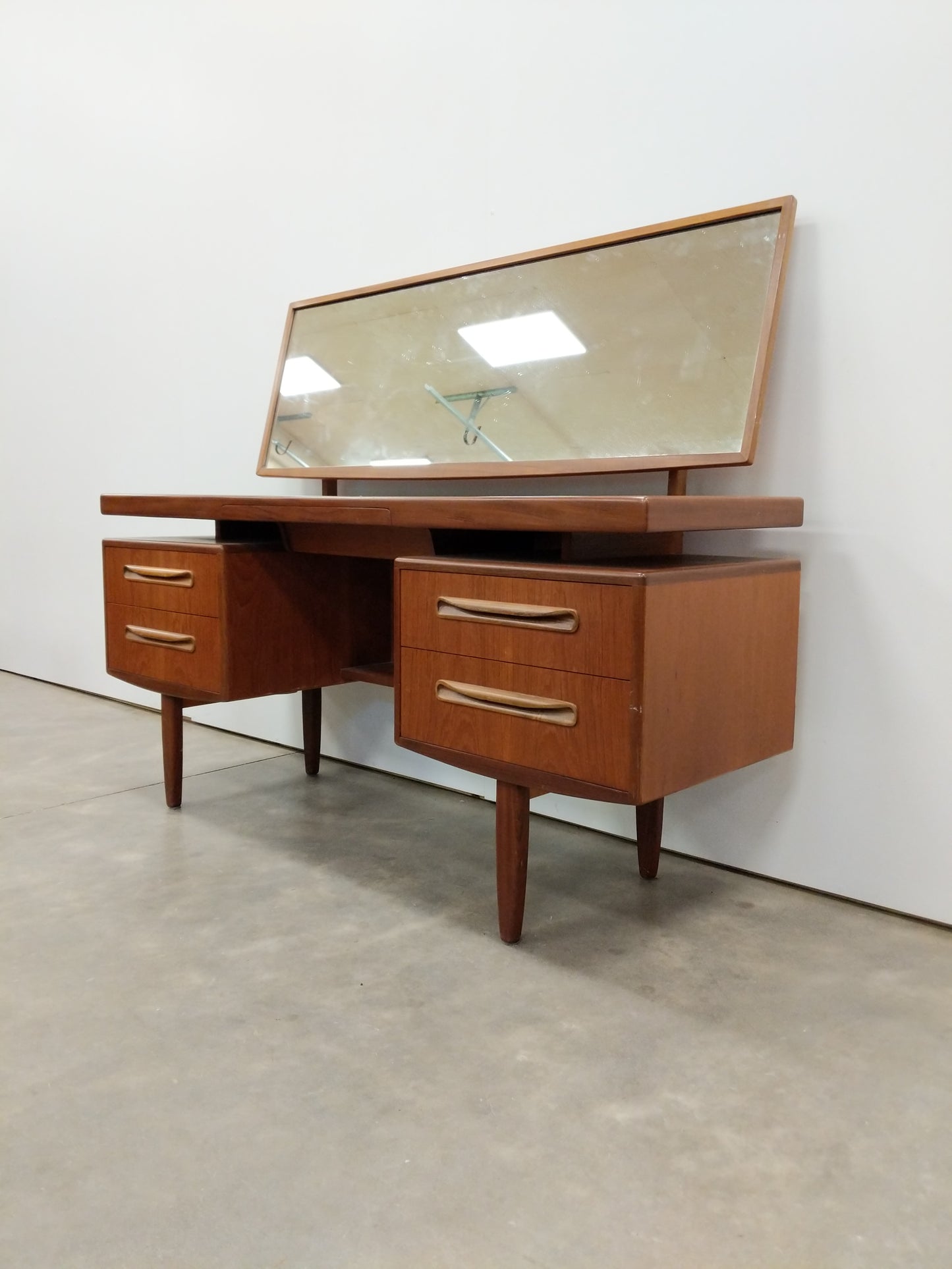 Vintage Mid Century Modern Teak Vanity / Dressing Table by G Plan