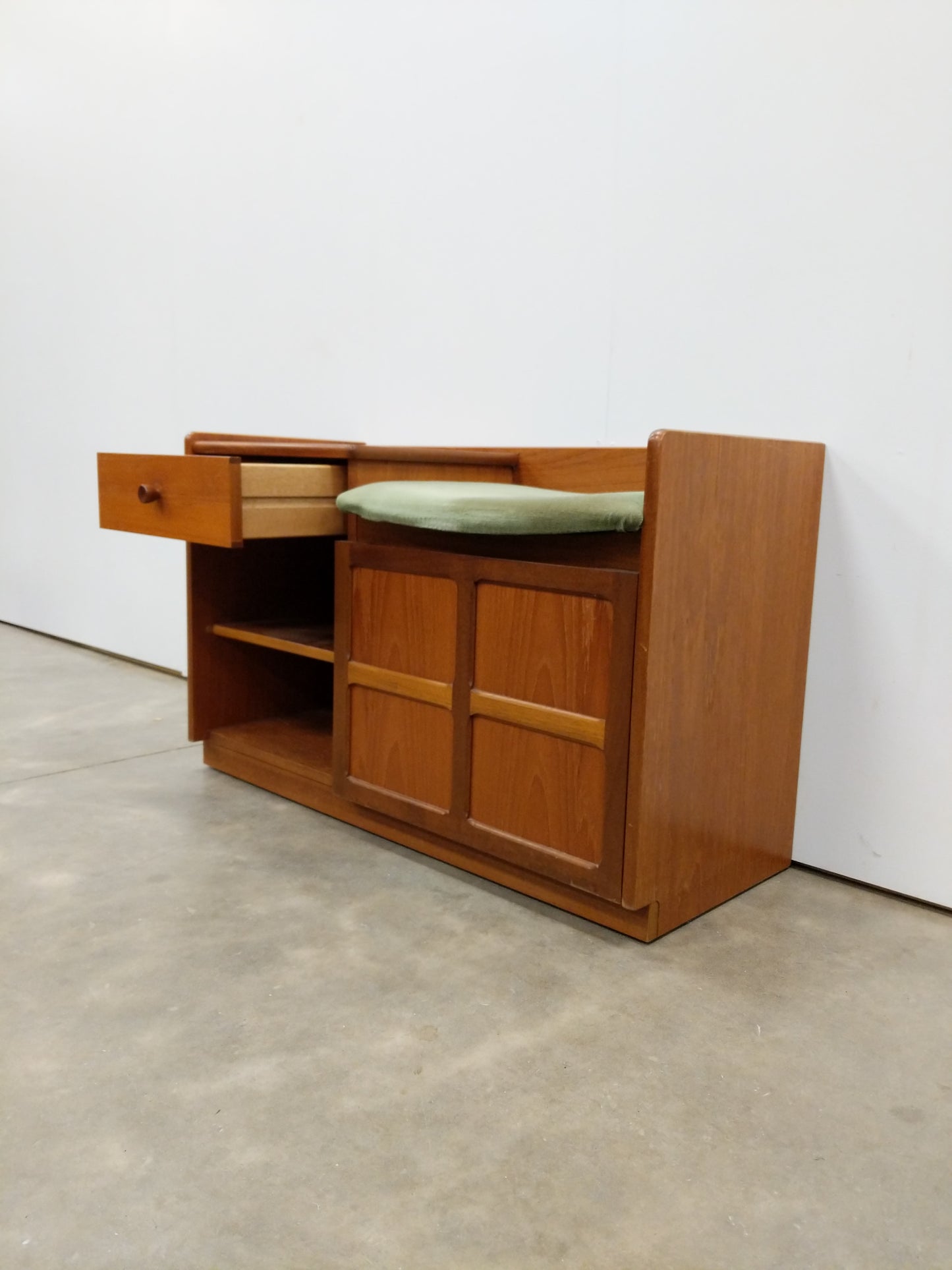 Vintage Mid Century Modern Teak Entry Bench by Parker Knoll
