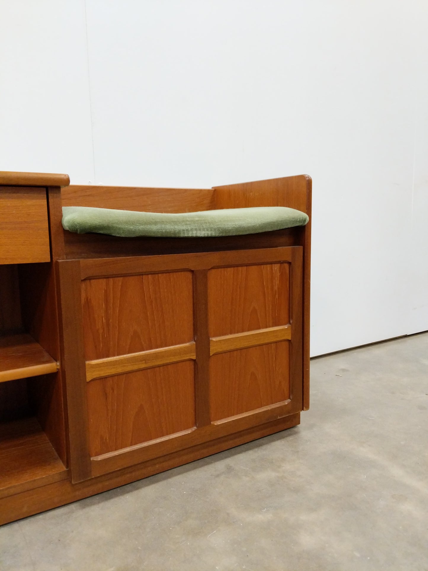 Vintage Mid Century Modern Teak Entry Bench by Parker Knoll