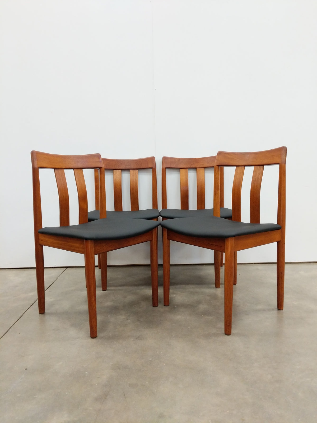 Set of 4 Vintage Vamdrup Stolefabrik Danish Modern Teak Dining Chairs