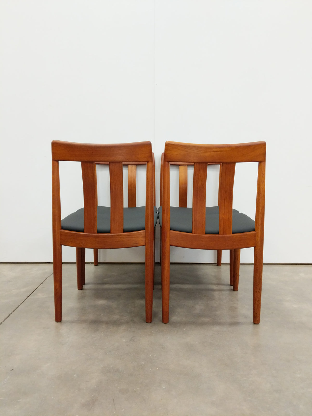 Set of 4 Vintage Vamdrup Stolefabrik Danish Modern Teak Dining Chairs