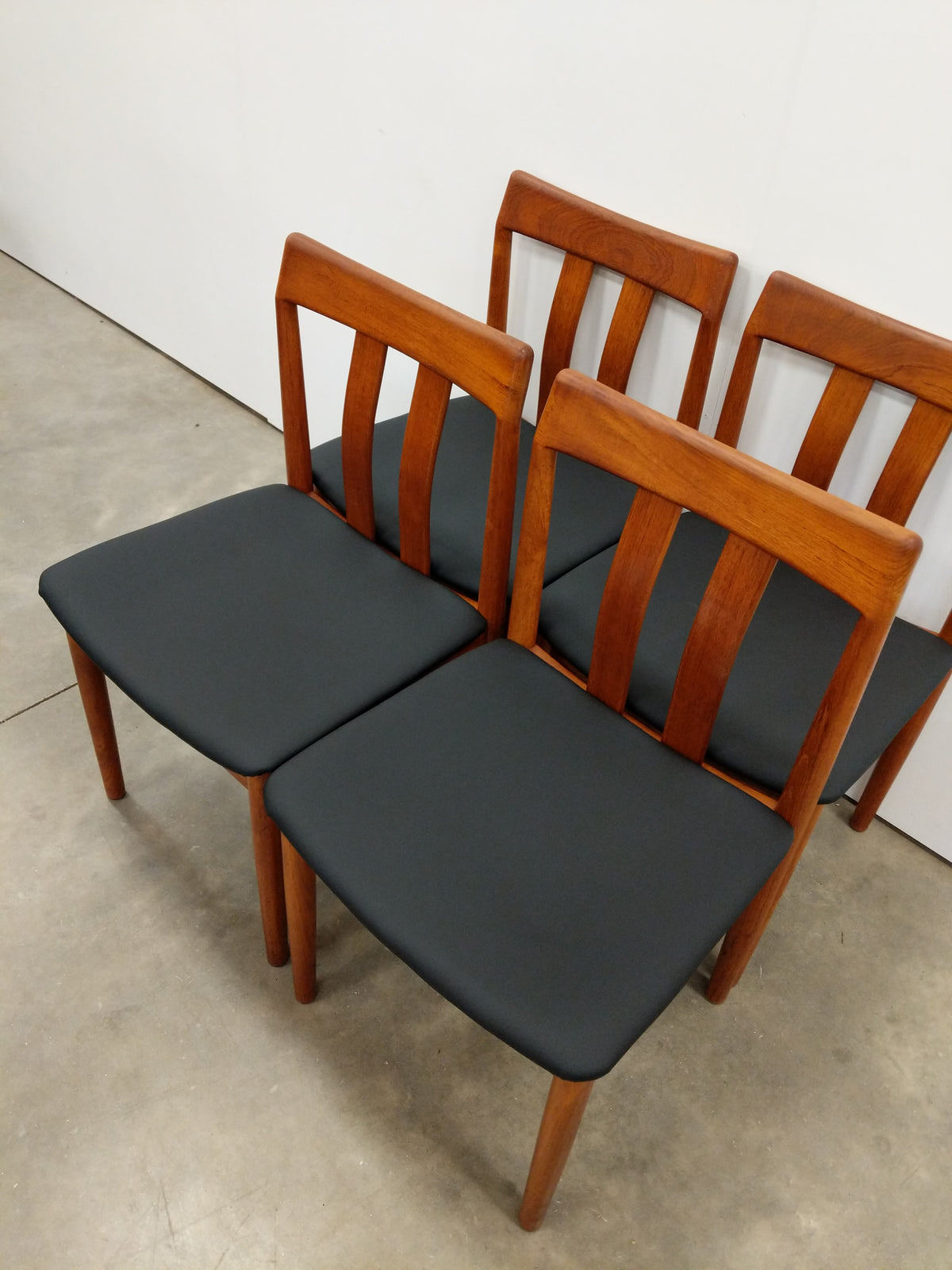 Set of 4 Vintage Vamdrup Stolefabrik Danish Modern Teak Dining Chairs