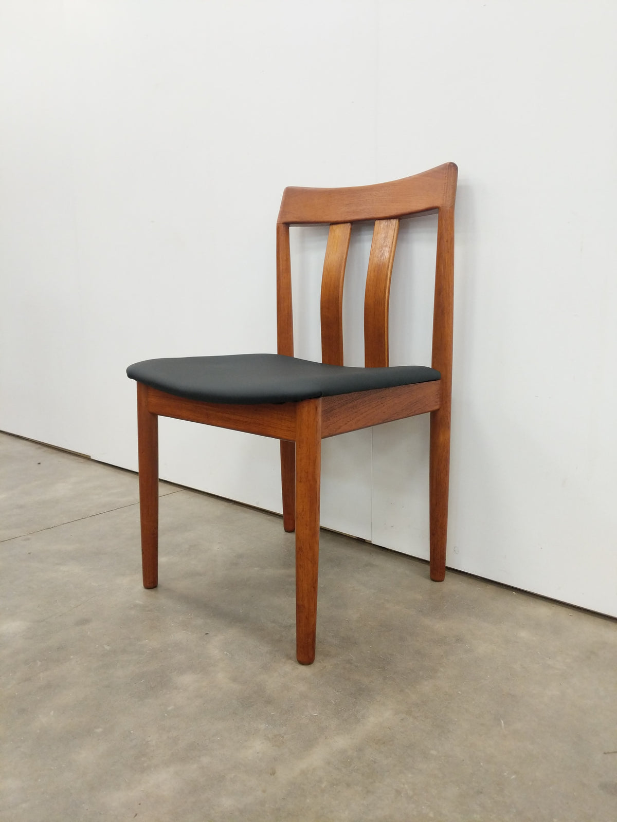 Vintage Vamdrup Stolefabrik Danish Modern Teak Chair