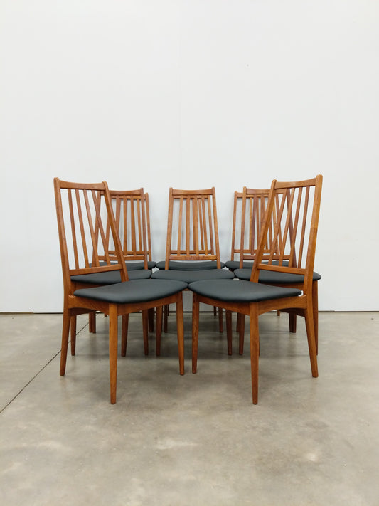 Set of 8 Vintage Mid Century Modern Teak Dining Chairs